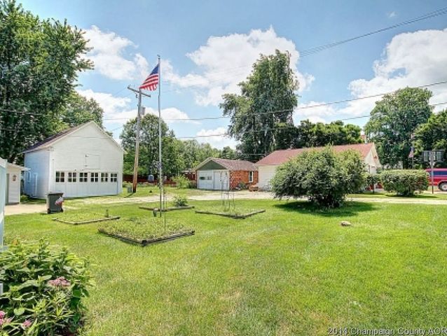 201 E Jefferson, Philo, IL 61864 photo 4