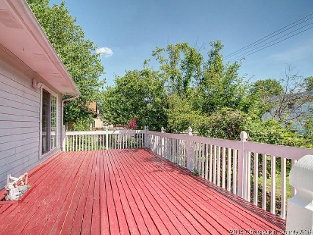 1050 Pinecrest Dr, Rantoul, IL 61866 photo 5
