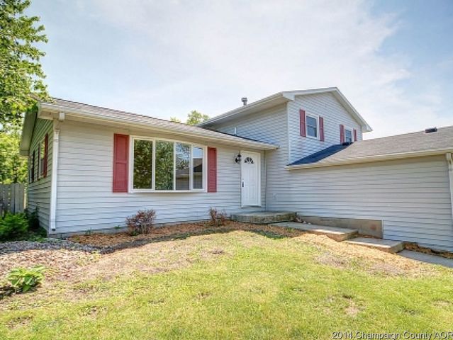 1050 Pinecrest Dr, Rantoul, IL 61866 photo 1