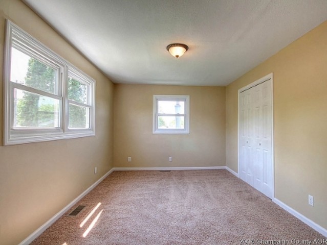 1050 Pinecrest Dr, Rantoul, IL 61866 photo 21