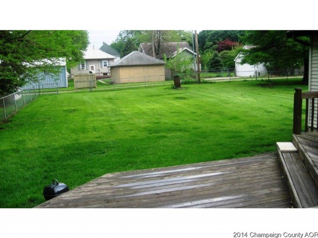 308 E North St, Mansfield, IL 61854 photo 5