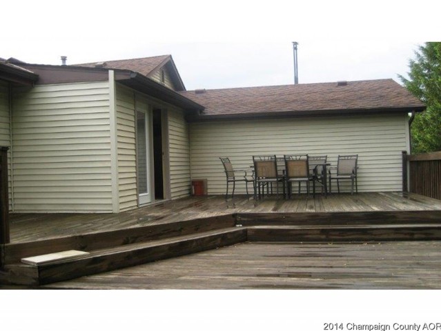 308 E North St, Mansfield, IL 61854 photo 4
