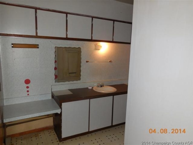 1601 Summit Rdg, Champaign, IL 61821 photo 6