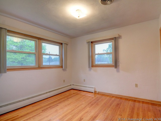 300 Phillips Dr, Rantoul, IL 61866 photo 9
