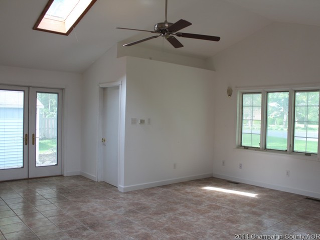 23 Moery Dr, Bement, IL 61813 photo 14