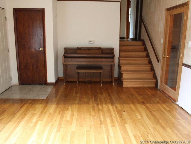 23 Moery Dr, Bement, IL 61813 photo 4