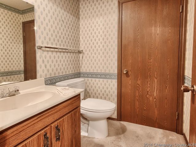 2004 Lakeside Ct, Champaign, IL 61821 photo 14