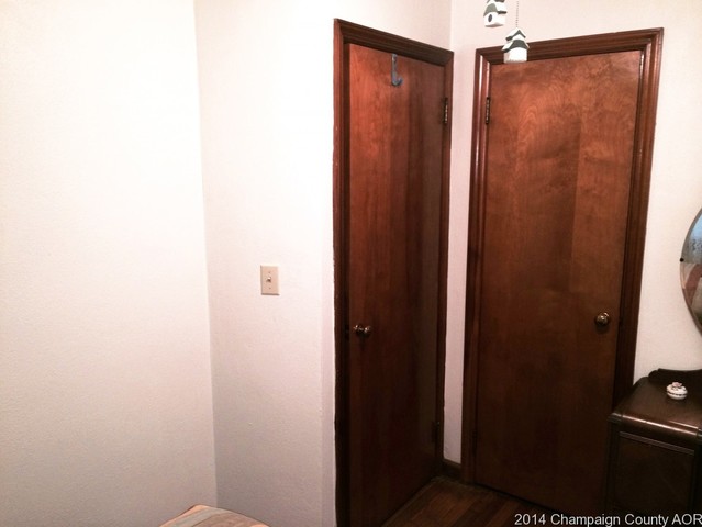 105 W Main, Sidney, IL 61877 photo 12