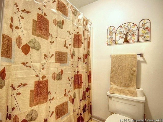 808 Devonshire, Champaign, IL 61820 photo 21