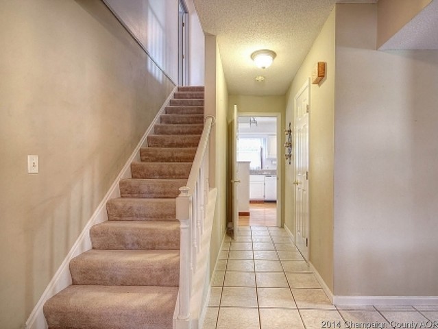 808 Devonshire, Champaign, IL 61820 photo 3