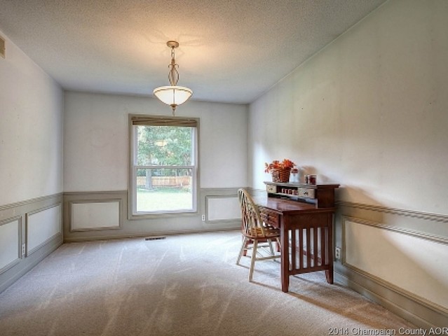 808 Devonshire, Champaign, IL 61820 photo 5