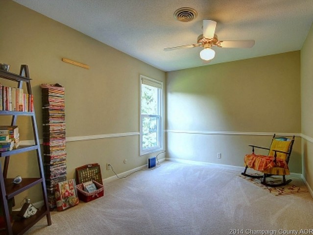 808 Devonshire, Champaign, IL 61820 photo 14