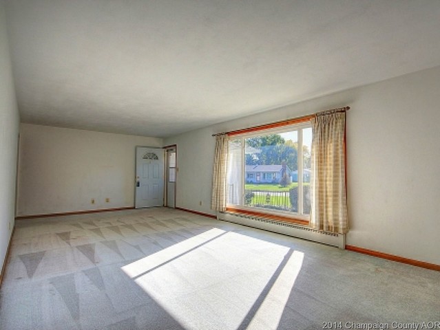 708 S Fair St, Champaign, IL 61821 photo 2