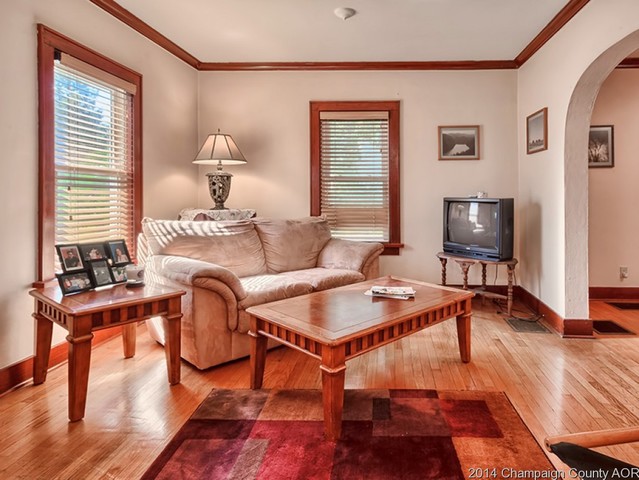 922 W Beardsley, Champaign, IL 61821 photo 3