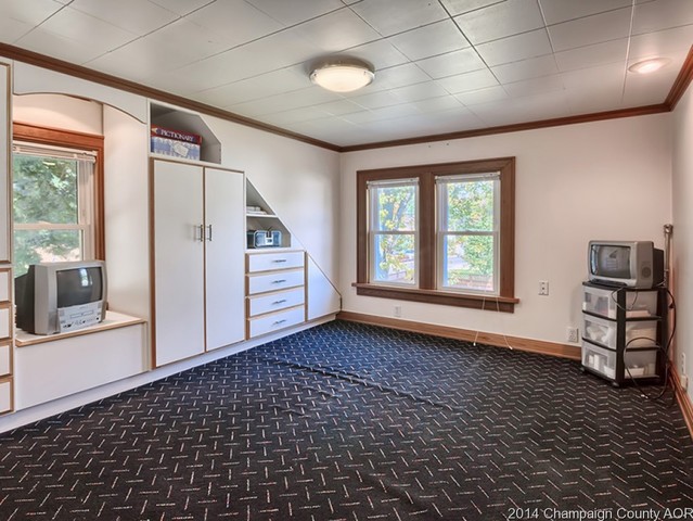 922 W Beardsley, Champaign, IL 61821 photo 13