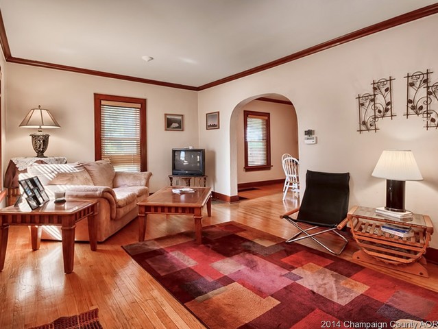 922 W Beardsley, Champaign, IL 61821 photo 4