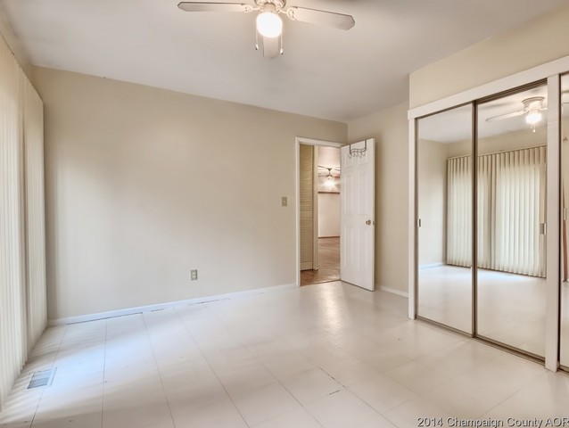 2703 Sangamon Dr, Champaign, IL 61821 photo 10