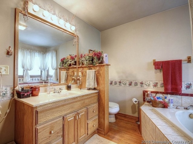 508 E Walnut, Tolono, IL 61880 photo 14