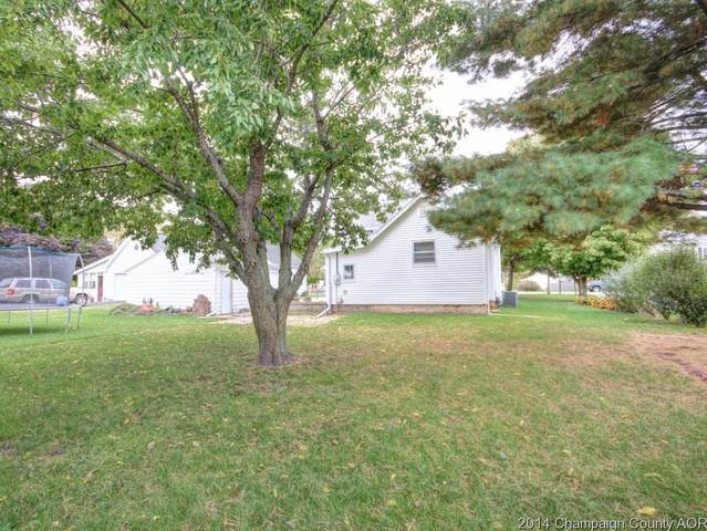 104 E Madison, Philo, IL 61864 photo 14