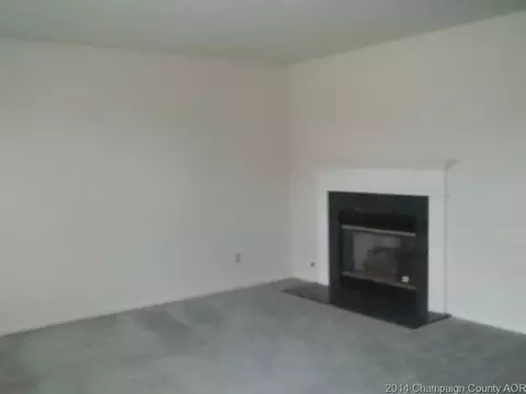 4117 Hoffman Dr, Springfield, IL 62702 photo 4