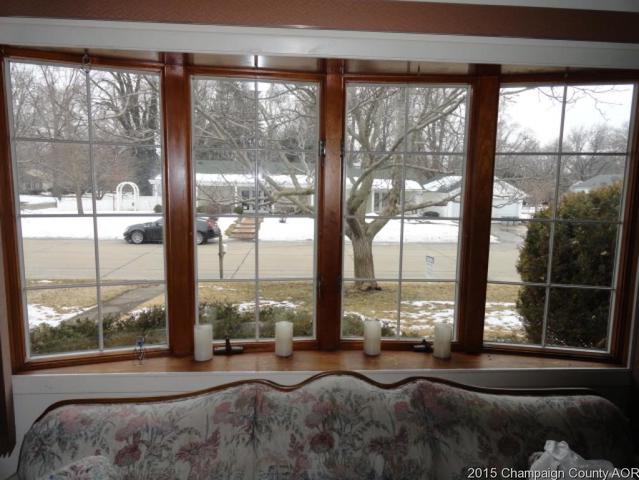 1702 Sangamon Dr, Champaign, IL 61821 photo 2