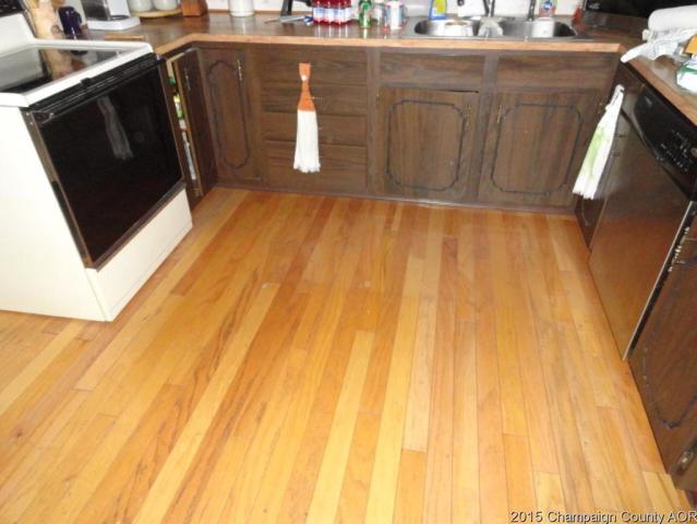 1702 Sangamon Dr, Champaign, IL 61821 photo 7