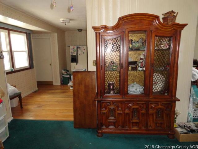 1702 Sangamon Dr, Champaign, IL 61821 photo 3