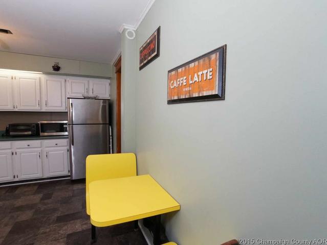 325 E Pells, Paxton, IL 60957 photo 13