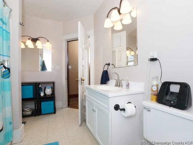 325 E Pells, Paxton, IL 60957 photo 18