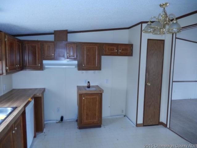 208 E North, Fairmount, IL 61841 photo 6