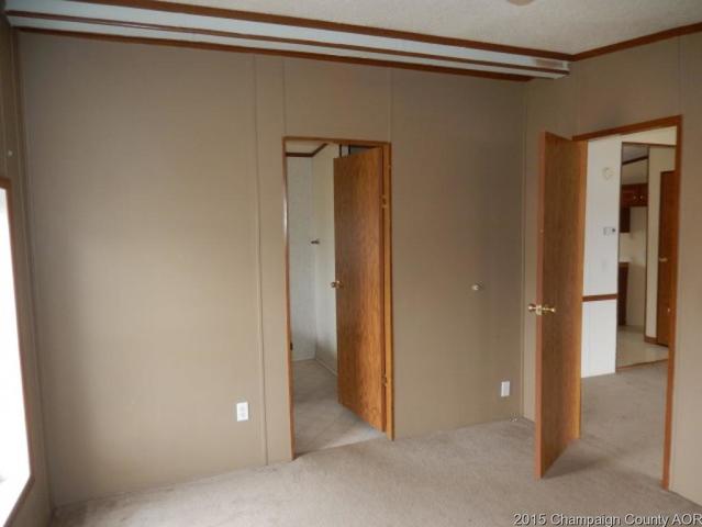 208 E North, Fairmount, IL 61841 photo 5