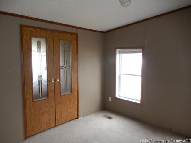 208 E North, Fairmount, IL 61841 photo 4