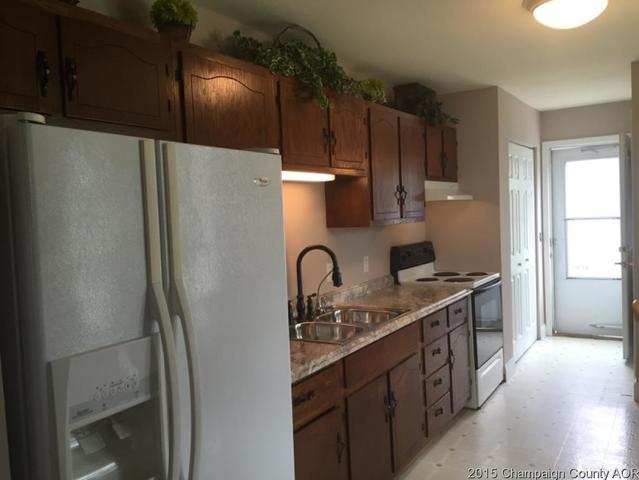 3208 York Dr, Champaign, IL 61822 photo 4