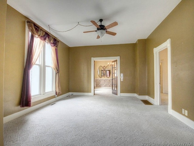 403 E Main St, Monticello, IL 61856 photo 8
