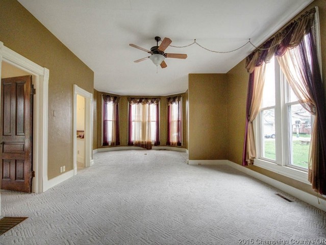 403 E Main St, Monticello, IL 61856 photo 6