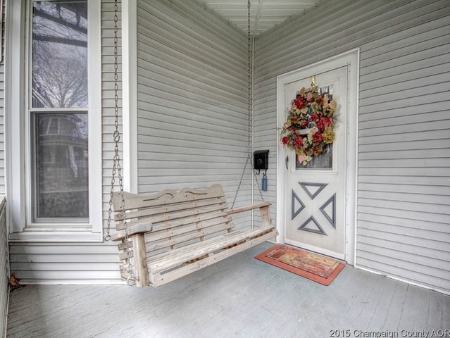 403 E Main St, Monticello, IL 61856 photo 3