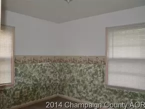 817 E Park St, Arthur, IL 61911 photo 10