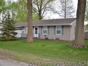 817 E Park St, Arthur, IL 61911 photo 1