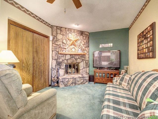 2004 Bittersweet Dr, Champaign, IL 61821 photo 12