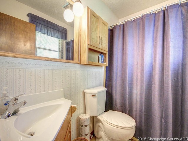 2004 Bittersweet Dr, Champaign, IL 61821 photo 18