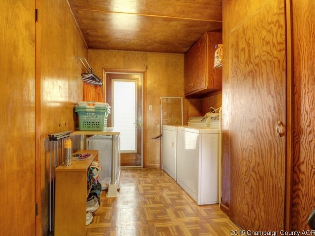 102 E River Rd, Tolono, IL 61880 photo 9