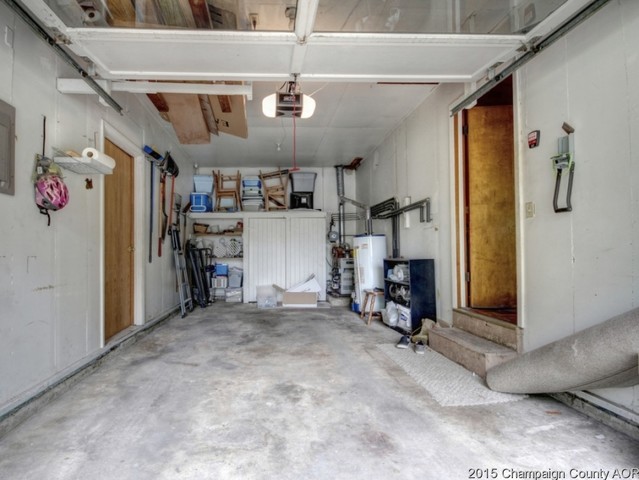 102 E River Rd, Tolono, IL 61880 photo 16