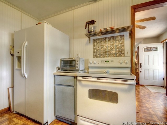 102 E River Rd, Tolono, IL 61880 photo 7