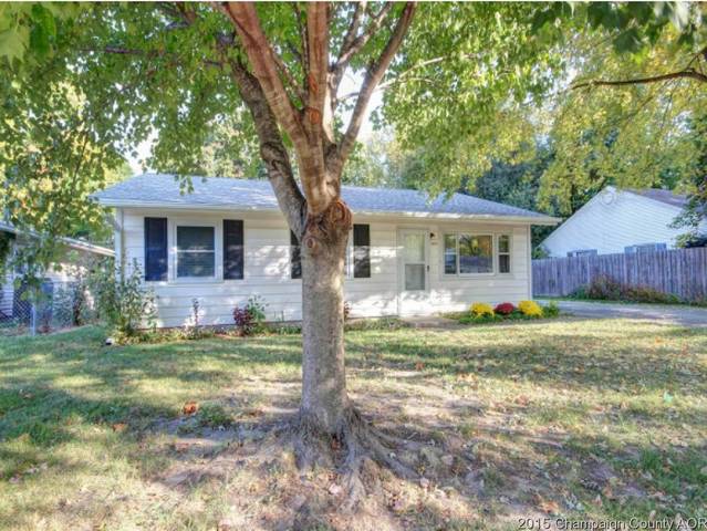 2010 Sangamon Dr, Champaign, IL 61821 photo 2