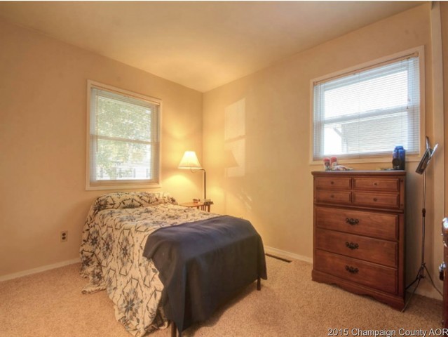 2010 Sangamon Dr, Champaign, IL 61821 photo 17