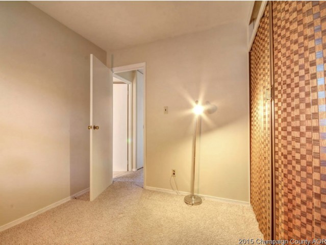 2010 Sangamon Dr, Champaign, IL 61821 photo 18