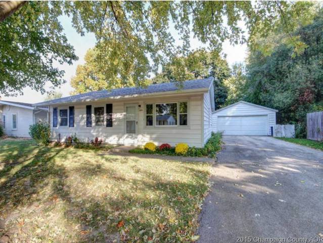 2010 Sangamon Dr, Champaign, IL 61821 photo 3