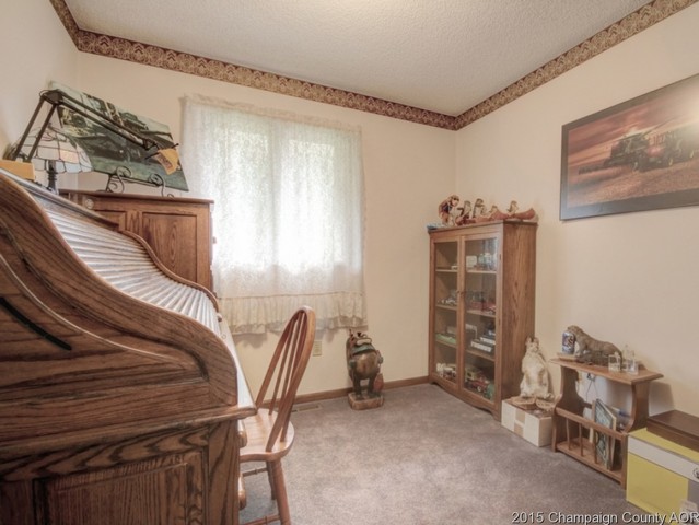 16 Dunlap Woods, Sidney, IL 61877 photo 16