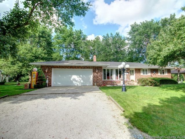 16 Dunlap Woods, Sidney, IL 61877 photo 2