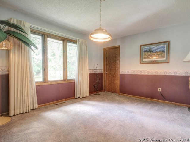 16 Dunlap Woods, Sidney, IL 61877 photo 8